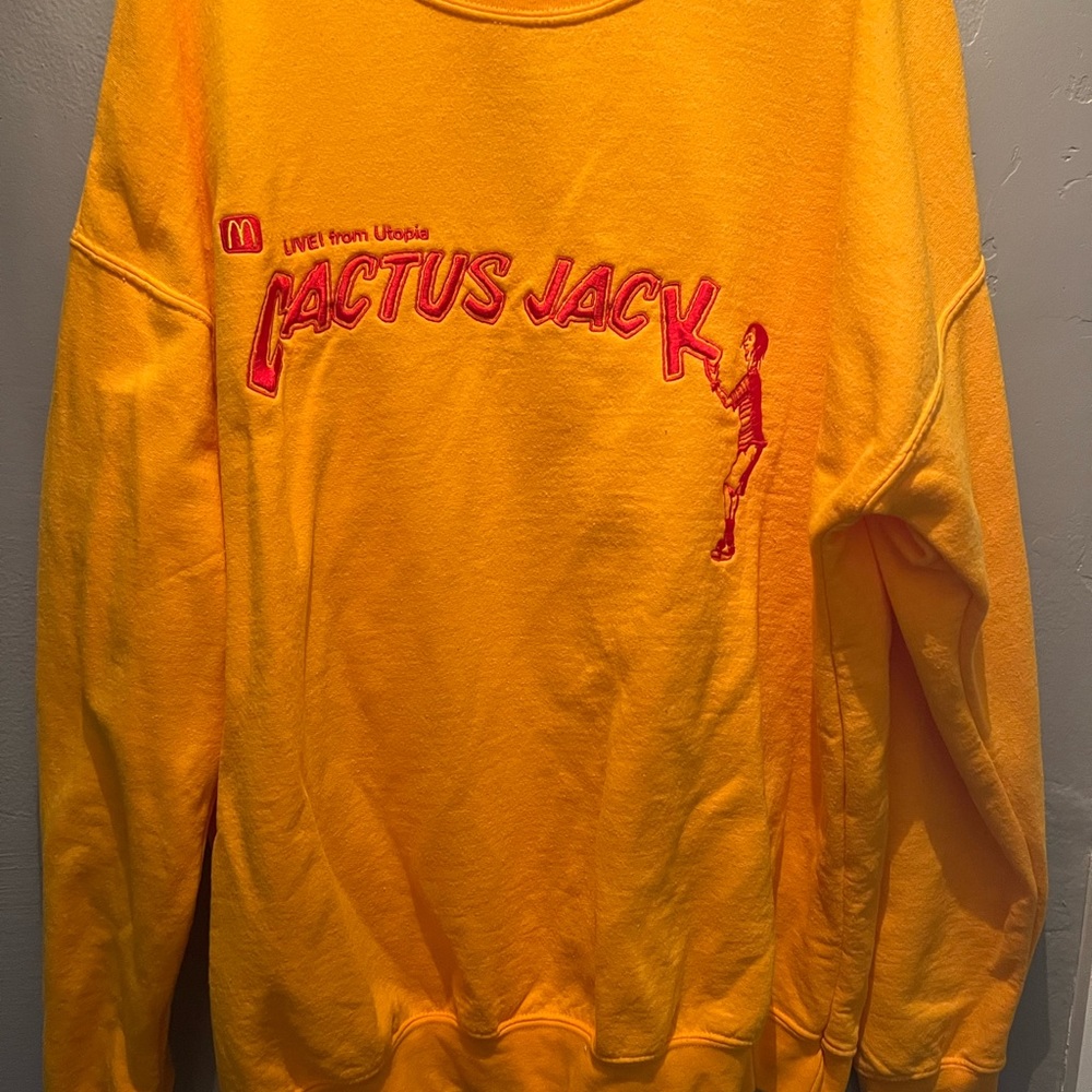 Men yellow cactus jack travis Scott sweatshirt medium